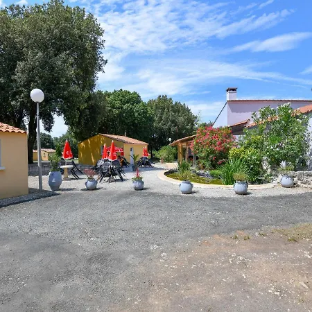Gite In A Holiday Park With Pool * Saint-Savinien